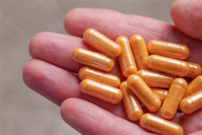 Apa aplikasi minyak ester lutein?